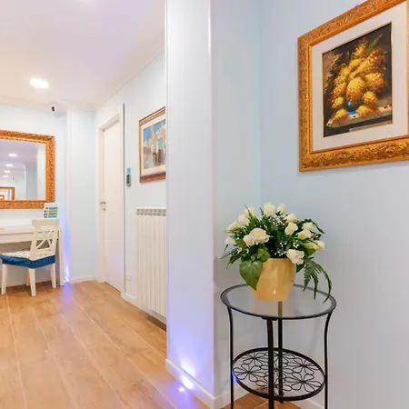 Al Teatro Lirico Affittacamere